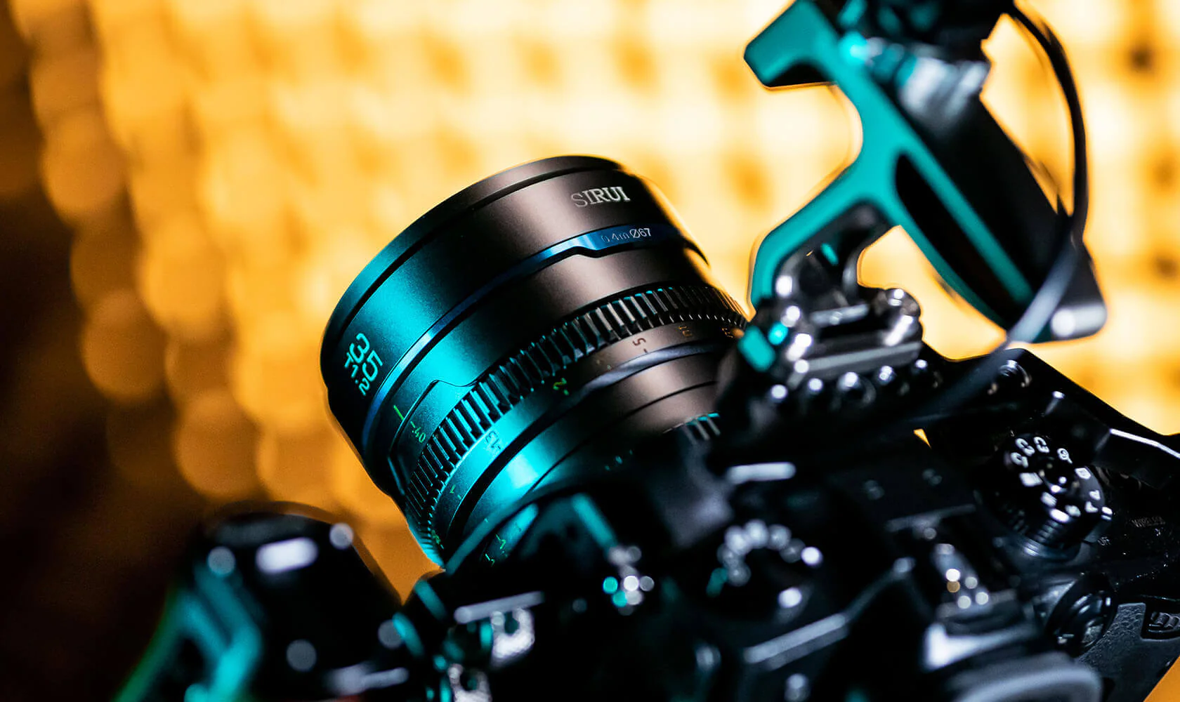 B Ware SIRUI Night Walker T1.2 S35 Cine Lens Series - Image 8