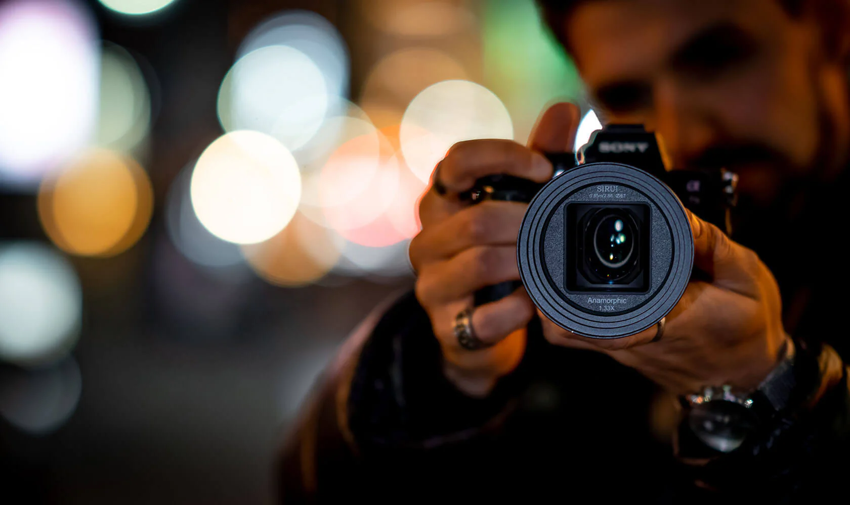 B Ware SIRUI 50mm F1.8 1.33x APS-C Anamorphic Lens - Image 11