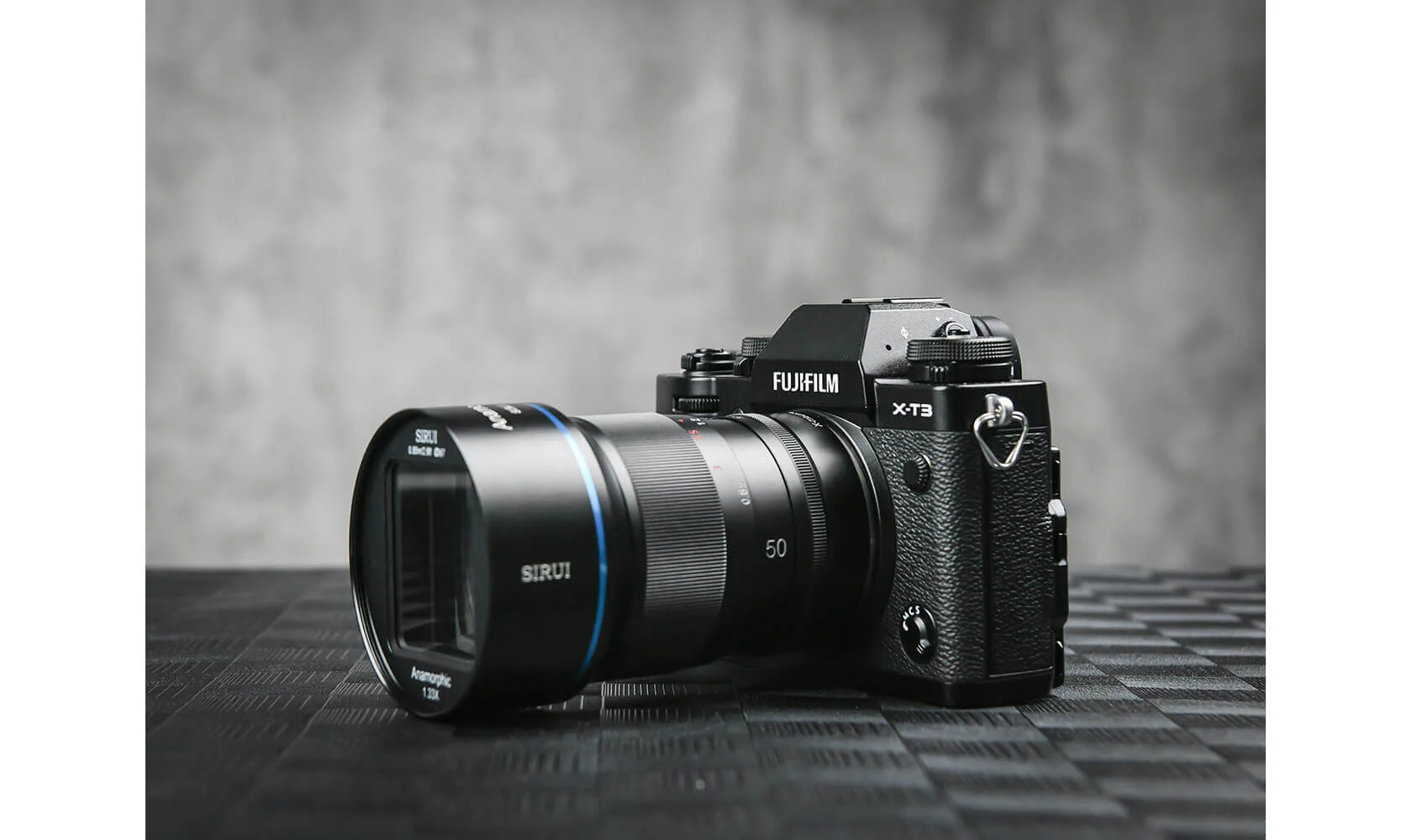 B Ware SIRUI 50mm F1.8 1.33x APS-C Anamorphic Lens - Image 6